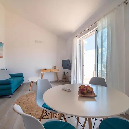 Sunny Apartment